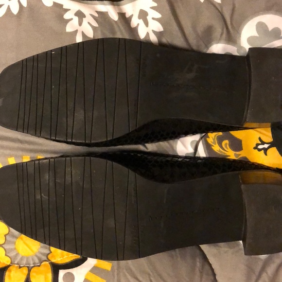 Stuart Weitzman snakeskin mules - Picture 3 of 4